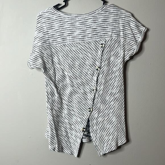 Christopher & Banks Button back blouse medium - Picture 4 of 5